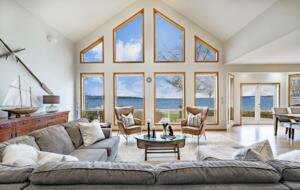 Waterfront Bluff Home with Expansive Bay Outlooks - Blaine, Washington