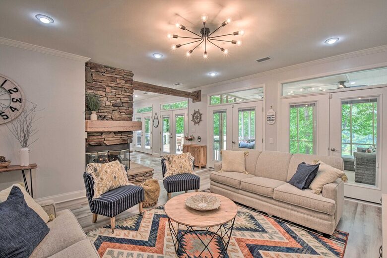 Five-Bedroom Lake Hartwell Escape with Dock, Kayaks & Views - Seneca, South Carolina