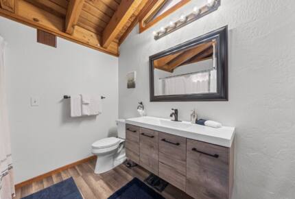 Forest-View Mountain Escape Near Truckee - Truckee, California