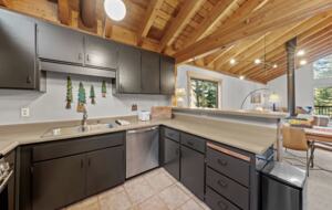 Forest-View Mountain Escape Near Truckee - Truckee, California