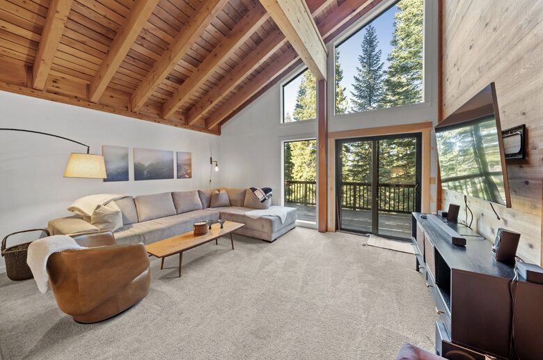 Forest-View Mountain Escape Near Truckee - Truckee, California