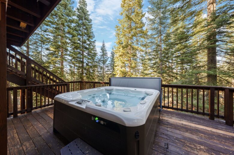 Forest-View Mountain Escape Near Truckee - Truckee, California