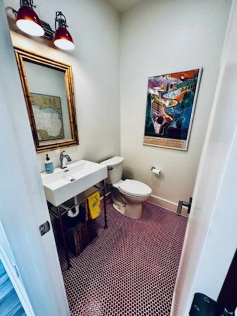 Relaxed Port Bolivar Beach Home - Port Bolivar, Texas