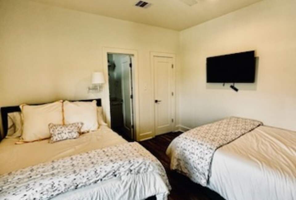 Relaxed Port Bolivar Beach Home - Port Bolivar, Texas