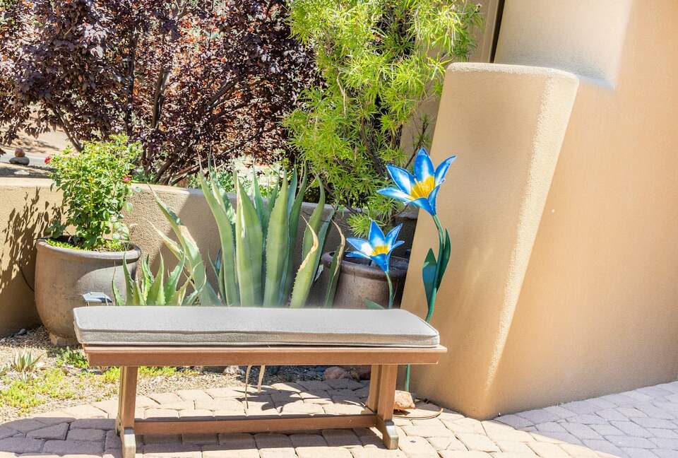 Elevated Red Rock Retreat with Trail Access - Sedona, Arizona