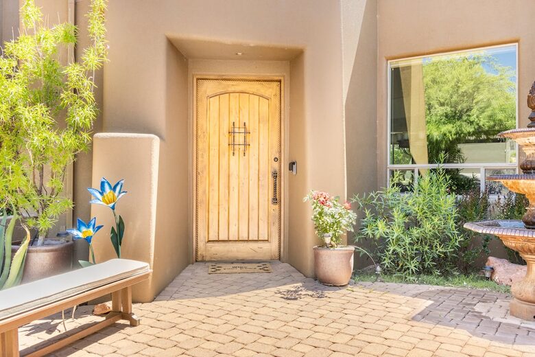 Elevated Red Rock Retreat with Trail Access - Sedona, Arizona