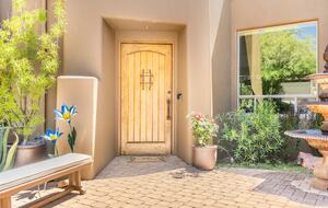 Elevated Red Rock Retreat with Trail Access - Sedona, Arizona