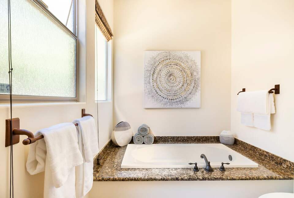 Elevated Red Rock Retreat with Trail Access - Sedona, Arizona