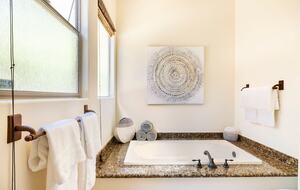 Elevated Red Rock Retreat with Trail Access - Sedona, Arizona