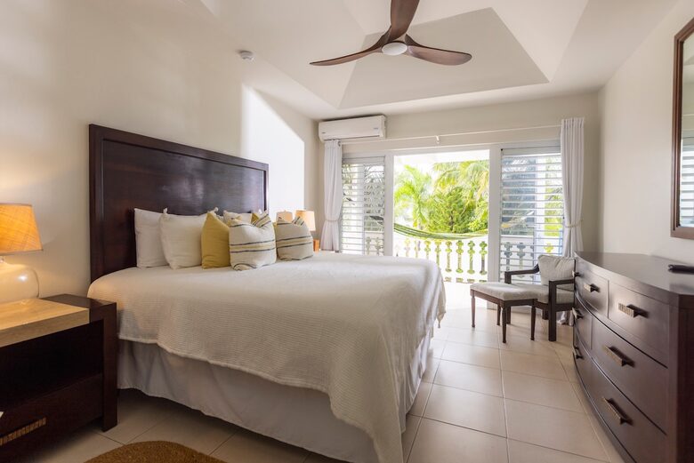 Secluded Oceanfront Villa Near Ocho Rios - Boscobel, Jamaica