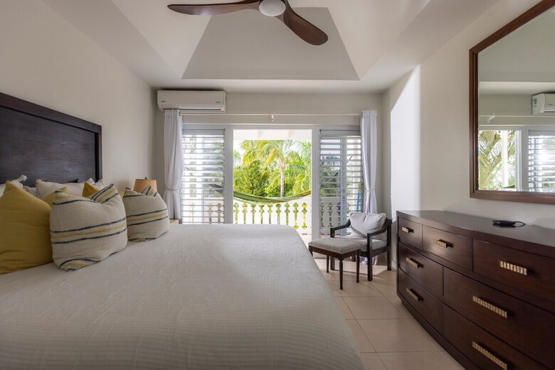 Secluded Oceanfront Villa Near Ocho Rios - Boscobel, Jamaica