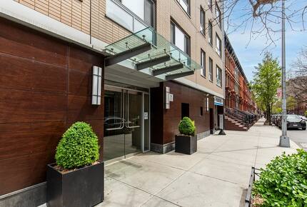 Harlem Penthouse with Private Veranda and Personal Sauna - New York City, New York