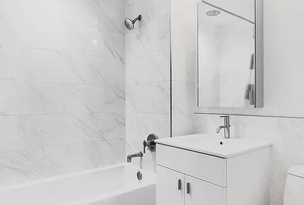 Harlem Penthouse with Private Veranda and Personal Sauna - New York City, New York