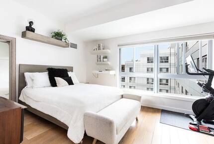 Harlem Penthouse with Private Veranda and Personal Sauna - New York City, New York