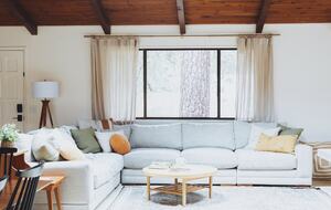 Modern Family Friendly Pine Mountain Lake Cabin | 30 miles from Yosemite - Groveland, California