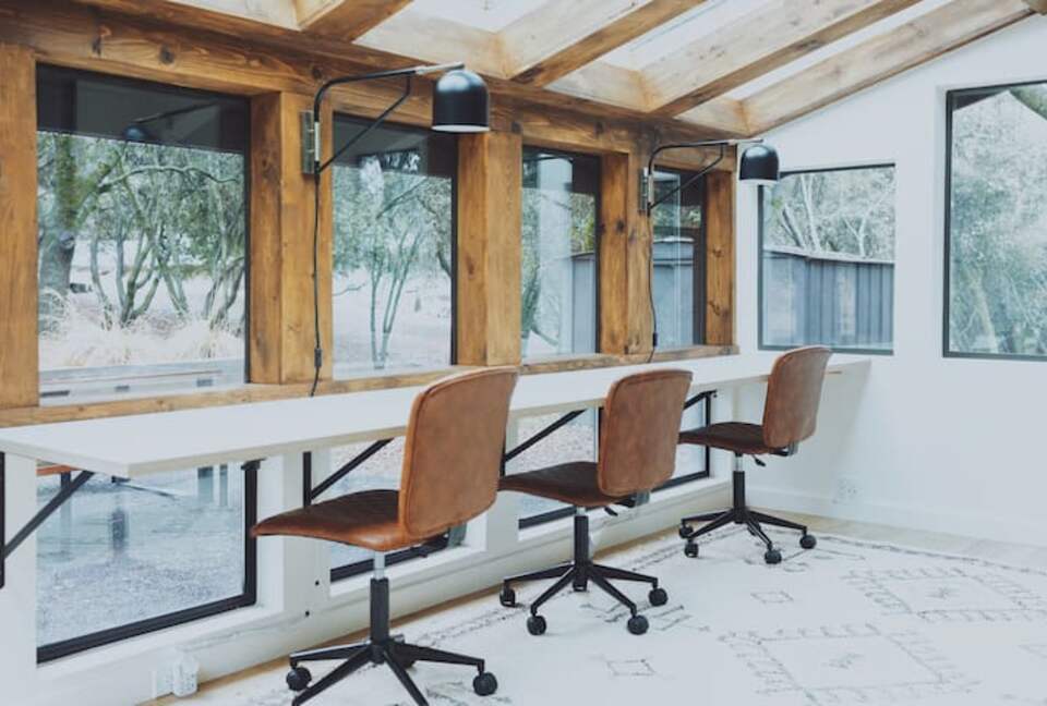 Modern Family Friendly Pine Mountain Lake Cabin | 30 miles from Yosemite - Groveland, California