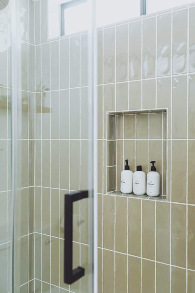 Modern Family Friendly Pine Mountain Lake Cabin | 30 miles from Yosemite - Groveland, California