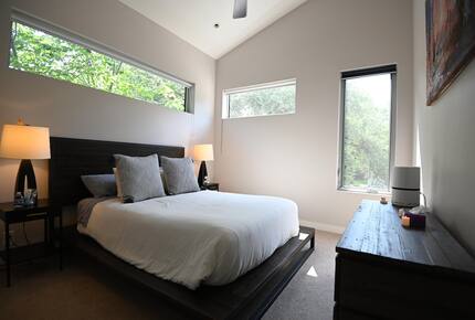 Architectural Oasis Near South Congress & Zilker Park - Austin, Texas