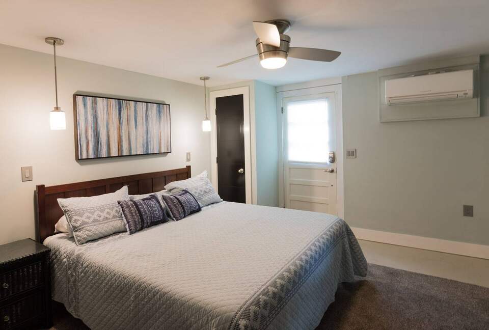 Modern Black Mountain Home Across from Lake Tomahawk - Black Mountain, North Carolina