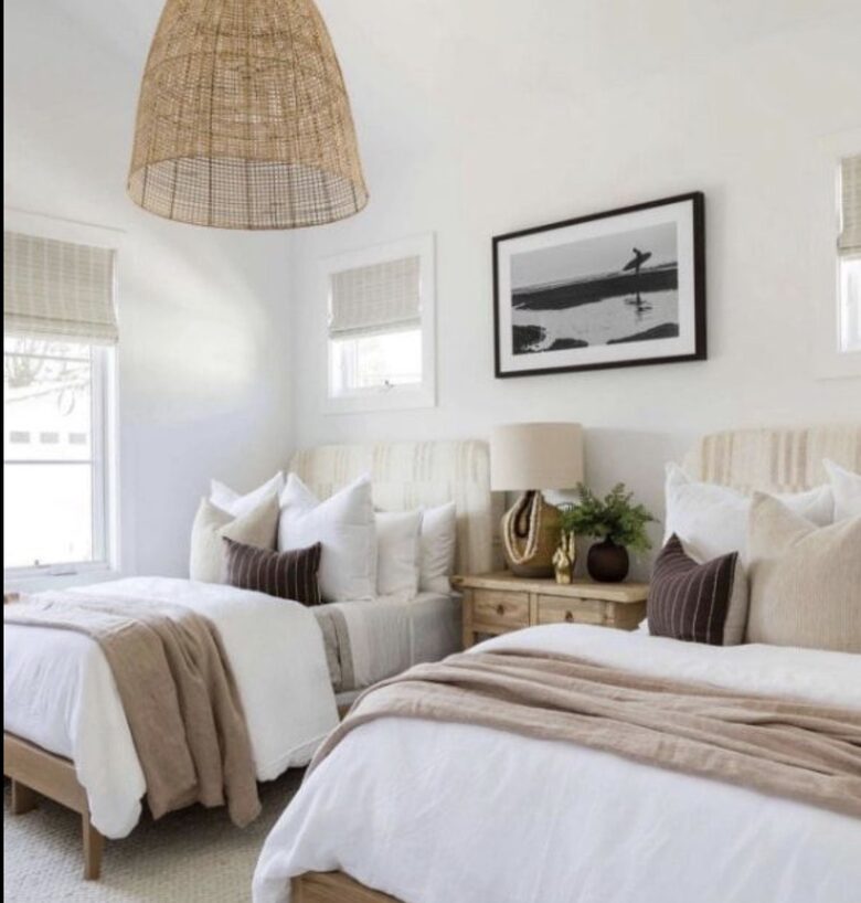 Private Valley Estate with Pool and Hot Tub near Sidney and Victoria - North Saanich, Canada