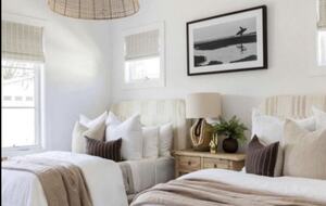 Private Valley Estate with Pool and Hot Tub near Sidney and Victoria - North Saanich, Canada