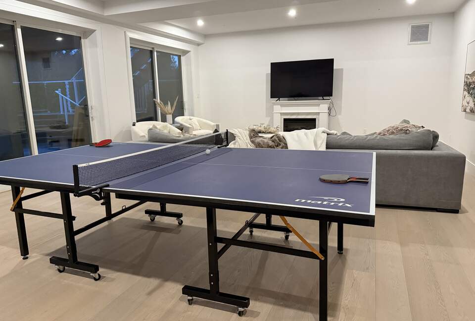 Private Valley Estate with Pool and Hot Tub near Sidney and Victoria - North Saanich, Canada