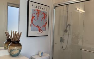 Private Valley Estate with Pool and Hot Tub near Sidney and Victoria - North Saanich, Canada