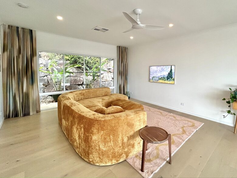 Elevated Ocean and Bay View Retreat Near Coolum’s Secluded Coves - Sunshine Coast, Australia