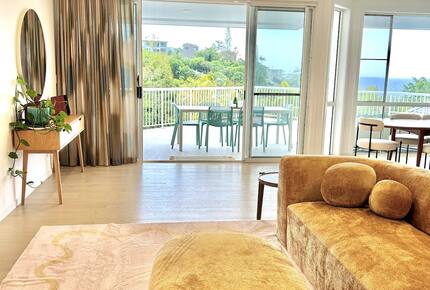 Elevated Ocean and Bay View Retreat Near Coolum’s Secluded Coves - Sunshine Coast, Australia