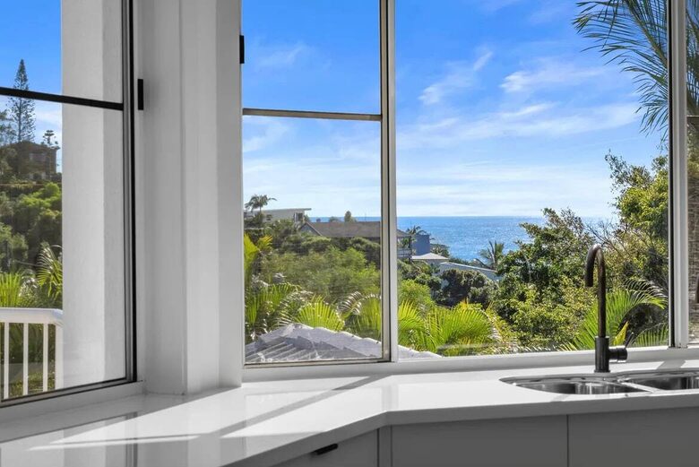 Elevated Ocean and Bay View Retreat Near Coolum’s Secluded Coves - Sunshine Coast, Australia