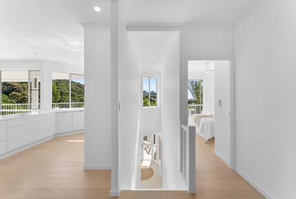 Elevated Ocean and Bay View Retreat Near Coolum’s Secluded Coves - Sunshine Coast, Australia