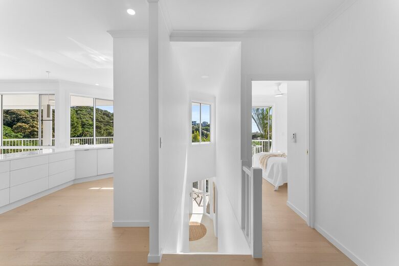 Elevated Ocean and Bay View Retreat Near Coolum’s Secluded Coves - Sunshine Coast, Australia