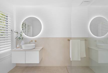 Elevated Ocean and Bay View Retreat Near Coolum’s Secluded Coves - Sunshine Coast, Australia