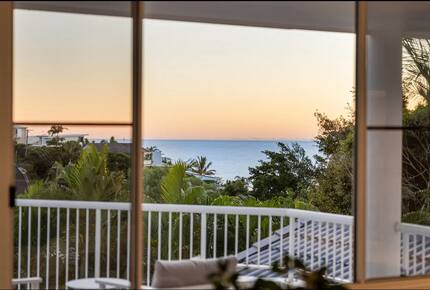 Elevated Ocean and Bay View Retreat Near Coolum’s Secluded Coves - Sunshine Coast, Australia