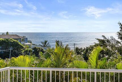 Elevated Ocean and Bay View Retreat Near Coolum’s Secluded Coves - Sunshine Coast, Australia