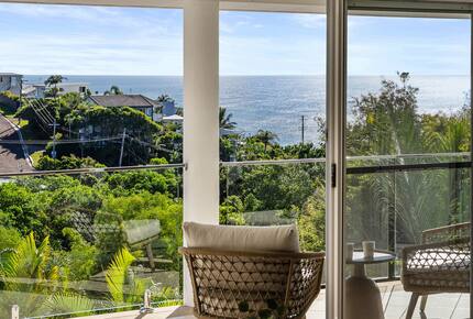 Elevated Ocean and Bay View Retreat Near Coolum’s Secluded Coves - Sunshine Coast, Australia
