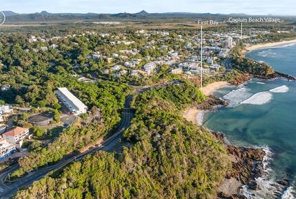 Elevated Ocean and Bay View Retreat Near Coolum’s Secluded Coves - Sunshine Coast, Australia