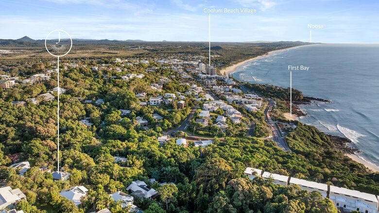 Elevated Ocean and Bay View Retreat Near Coolum’s Secluded Coves - Sunshine Coast, Australia