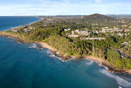 Elevated Ocean and Bay View Retreat Near Coolum’s Secluded Coves - Sunshine Coast, Australia