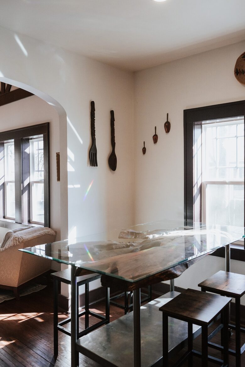 Midtown Springfield Bungalow with Walkable Location and Private Fenced Yard - Springfield, Missouri