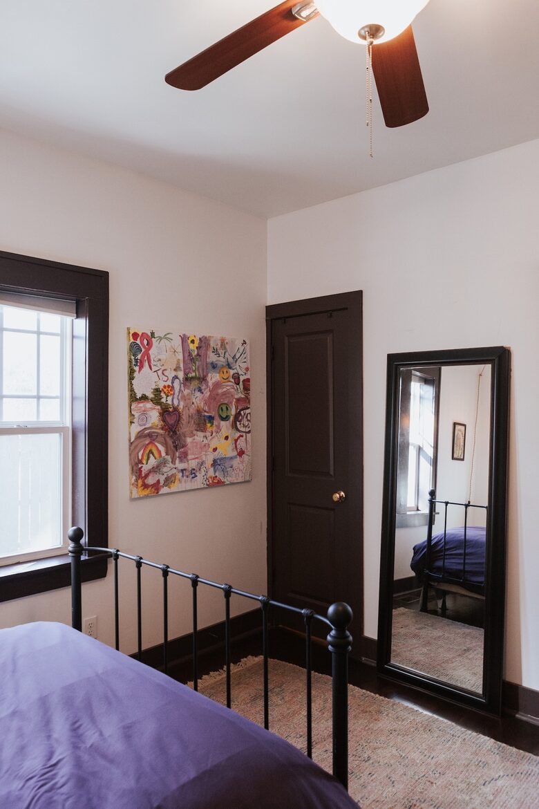 Midtown Springfield Bungalow with Walkable Location and Private Fenced Yard - Springfield, Missouri