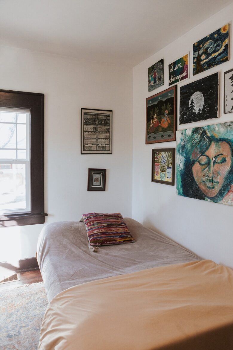 Midtown Springfield Bungalow with Walkable Location and Private Fenced Yard - Springfield, Missouri