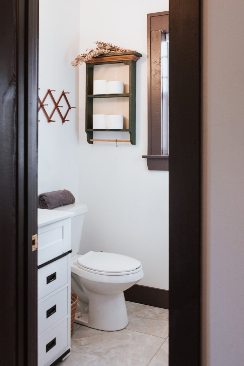 Midtown Springfield Bungalow with Walkable Location and Private Fenced Yard - Springfield, Missouri