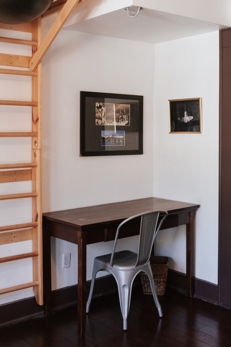 Midtown Springfield Bungalow with Walkable Location and Private Fenced Yard - Springfield, Missouri