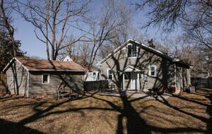 Midtown Springfield Bungalow with Walkable Location and Private Fenced Yard - Springfield, Missouri