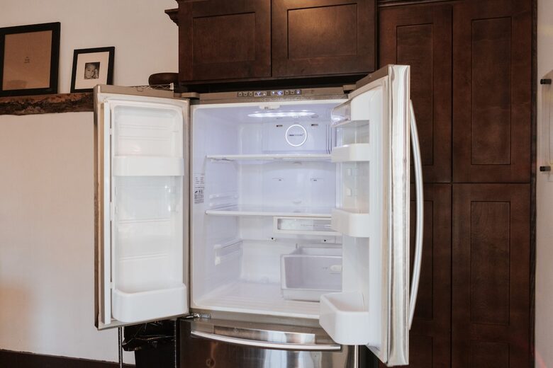 Midtown Springfield Bungalow with Walkable Location and Private Fenced Yard - Springfield, Missouri