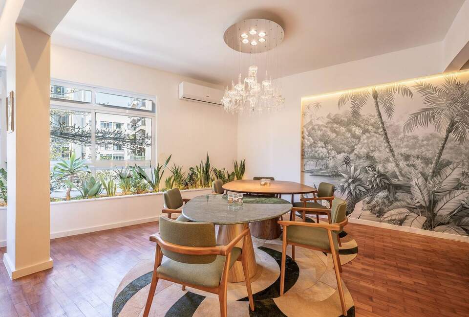 Contemporary Brazilian Living in the Heart of Ipanema - Ipanema, Rio de Janeiro, Brazil