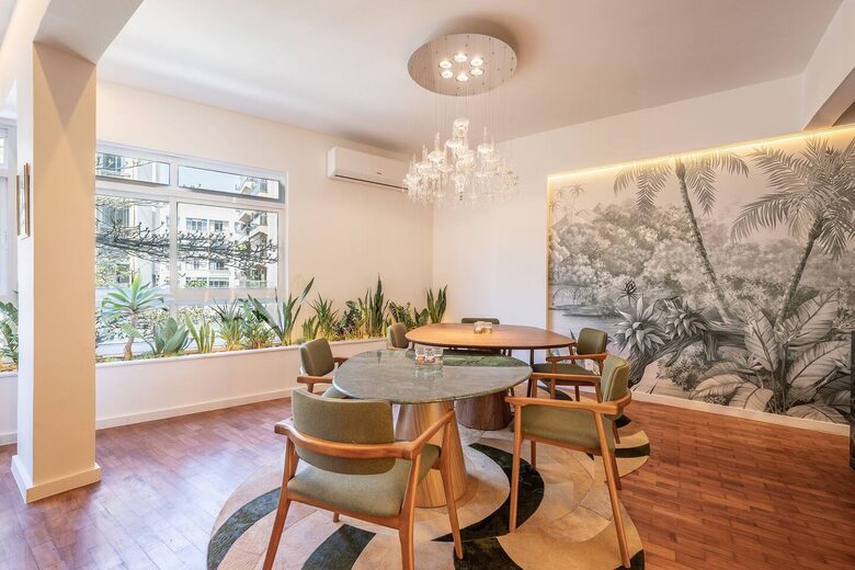 Contemporary Brazilian Living in the Heart of Ipanema - Ipanema, Rio de Janeiro, Brazil