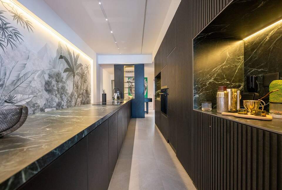 Contemporary Brazilian Living in the Heart of Ipanema - Ipanema, Rio de Janeiro, Brazil