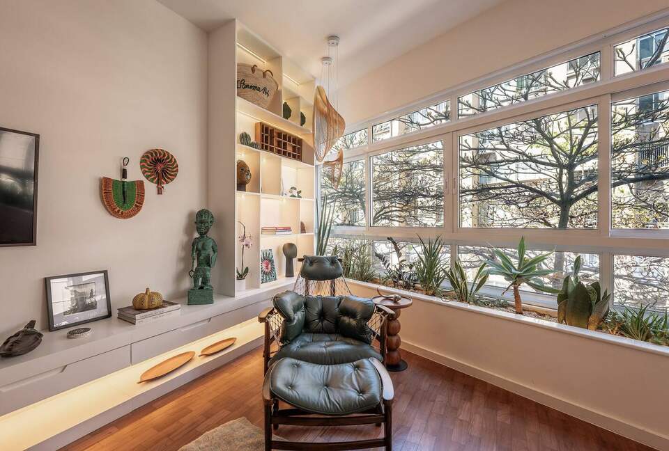 Contemporary Brazilian Living in the Heart of Ipanema - Ipanema, Rio de Janeiro, Brazil